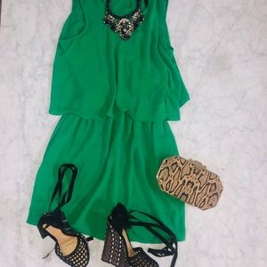 BCBG MAXAZRIA GREEN OVERLAY SHORT DRESS